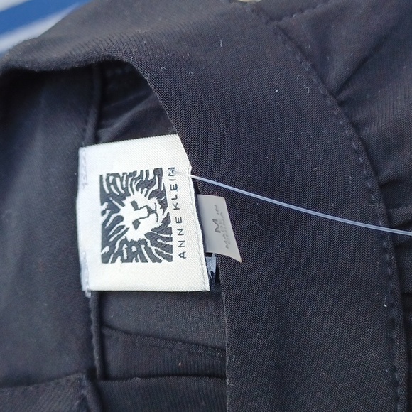 Anne Klein Sleeveless Stretch Keyhole Top NEW- Sz. Med - Picture 2 of 10